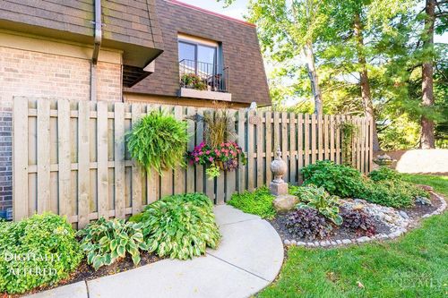 8525 Island Pines Drive, Deerfield Twp., OH, 45039 | Card Image