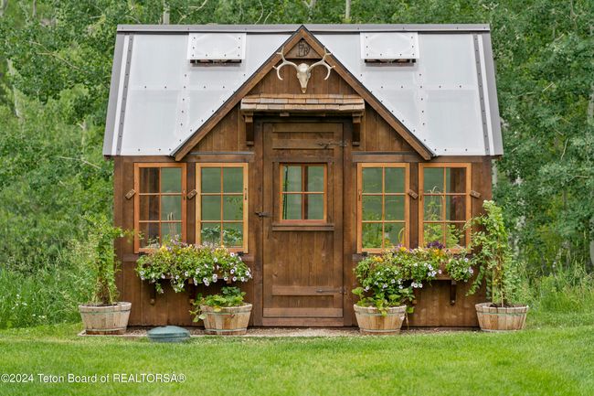 2815 Black Sheep Farm Rd, House other with 4 bedrooms, 5 bathrooms and null parking in Alta WY | Image 31