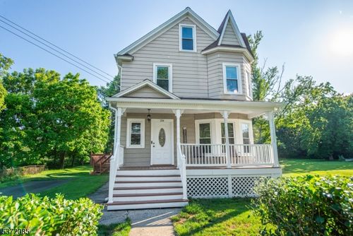 214 Main St, Ledgewood, NJ, 07852-9615 | Card Image