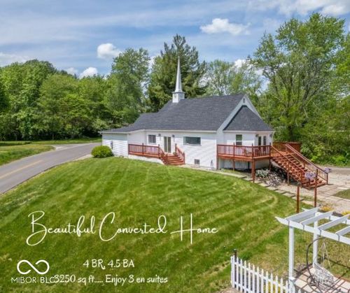7425 S Harmony Rd, Bloomington, IN, 47403-9709 | Card Image