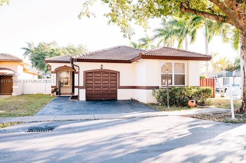 16158 Sw 68th Ter, Miami, FL, 33193-3490 | Card Image