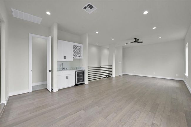 B - 2808 Cary St, House other with 3 bedrooms, 4 bathrooms and null parking in Houston TX | Image 33