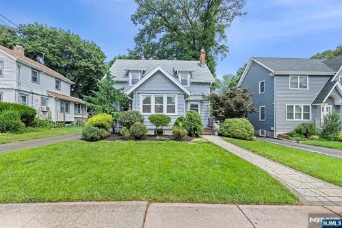 59 W Forest Ave, Teaneck, NJ, 07666-4935 | Card Image