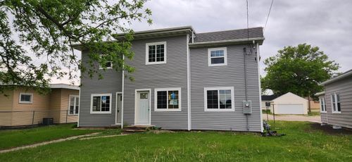 408-406-408 Gladys St, Waterloo, IA, 50702-1318 | Card Image