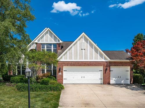 7665 Kingman Pl, Lewis Center, OH, 43035-9133 | Card Image