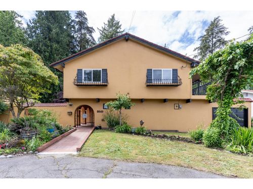 8649 Sunbury Pl, Delta, BC, V4C3Y9 | Card Image