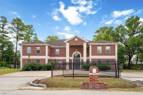 8438 Darlington Dr, Houston, TX, 77028-2716 | Card Image