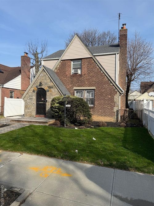 11587 219th St, Cambria Heights, NY, 11411-1140 | Card Image