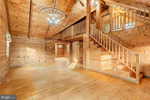 1304 Wakemans Grove Rd, EDINBURG, VA, 22824-2055 | Card Image