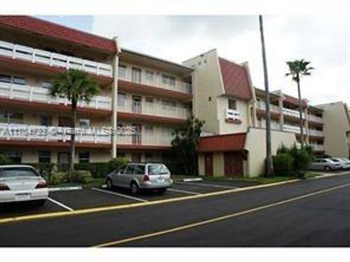 apt-305-1025 Country Club Dr, Margate, FL, 33063-3252 | Card Image