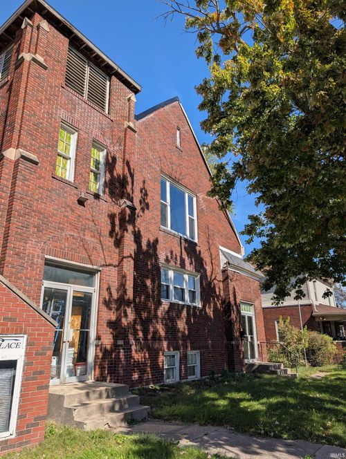 200 E Jefferson St, Kokomo, IN, 46901-4728 | Card Image