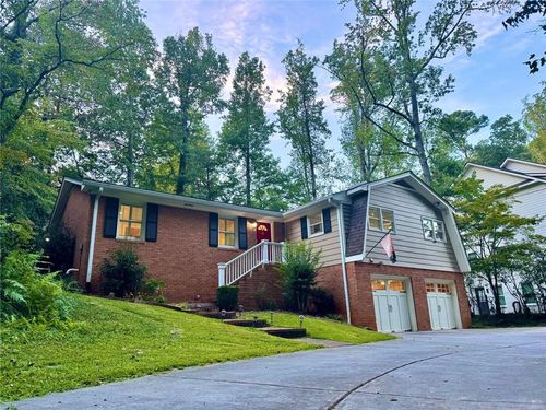 1460 Valley View Rd, Dunwoody, GA, 30338-4825 | Card Image