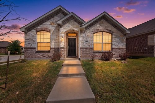 2345 Copal Dr, Aubrey, TX, 76227-3122 | Card Image