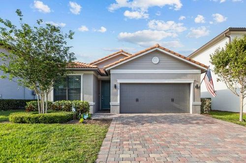 8238 Hanoverian Dr, Lake Worth, FL, 33467-5051 | Card Image