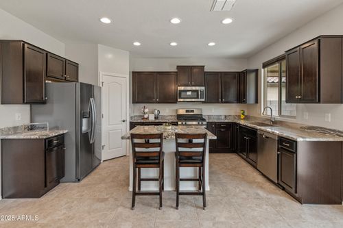 608 E Pasaro Dr, Phoenix, AZ, 85085-7260 | Card Image