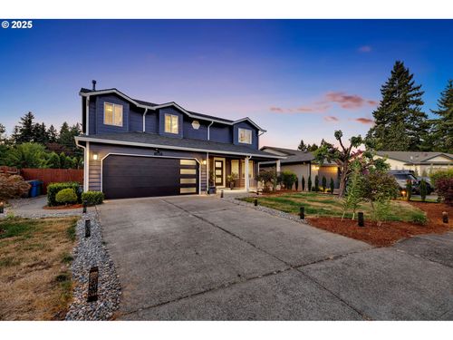 8714 Ne 77th Way, Vancouver, WA, 98662-3724 | Card Image