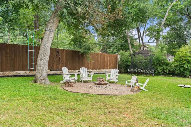 1711 Mohle Dr, House other with 5 bedrooms, 5 bathrooms and 3 parking in Austin TX | Image 29