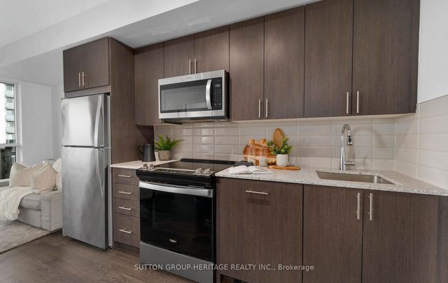 1215 - 2550 Simcoe St N, Condo with 2 bedrooms, 2 bathrooms and 1 parking in Oshawa ON | Image 9