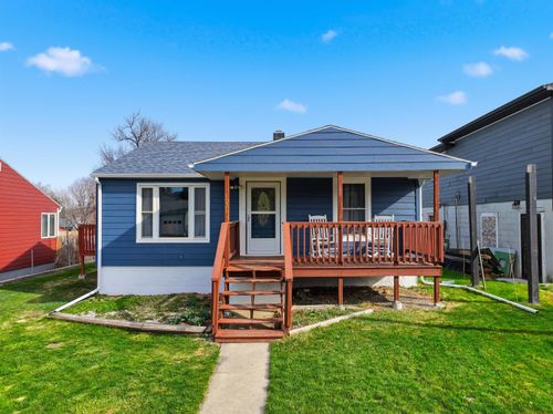 1021 Roberts St, Belle Fourche, SD, 57717-2127 | Card Image