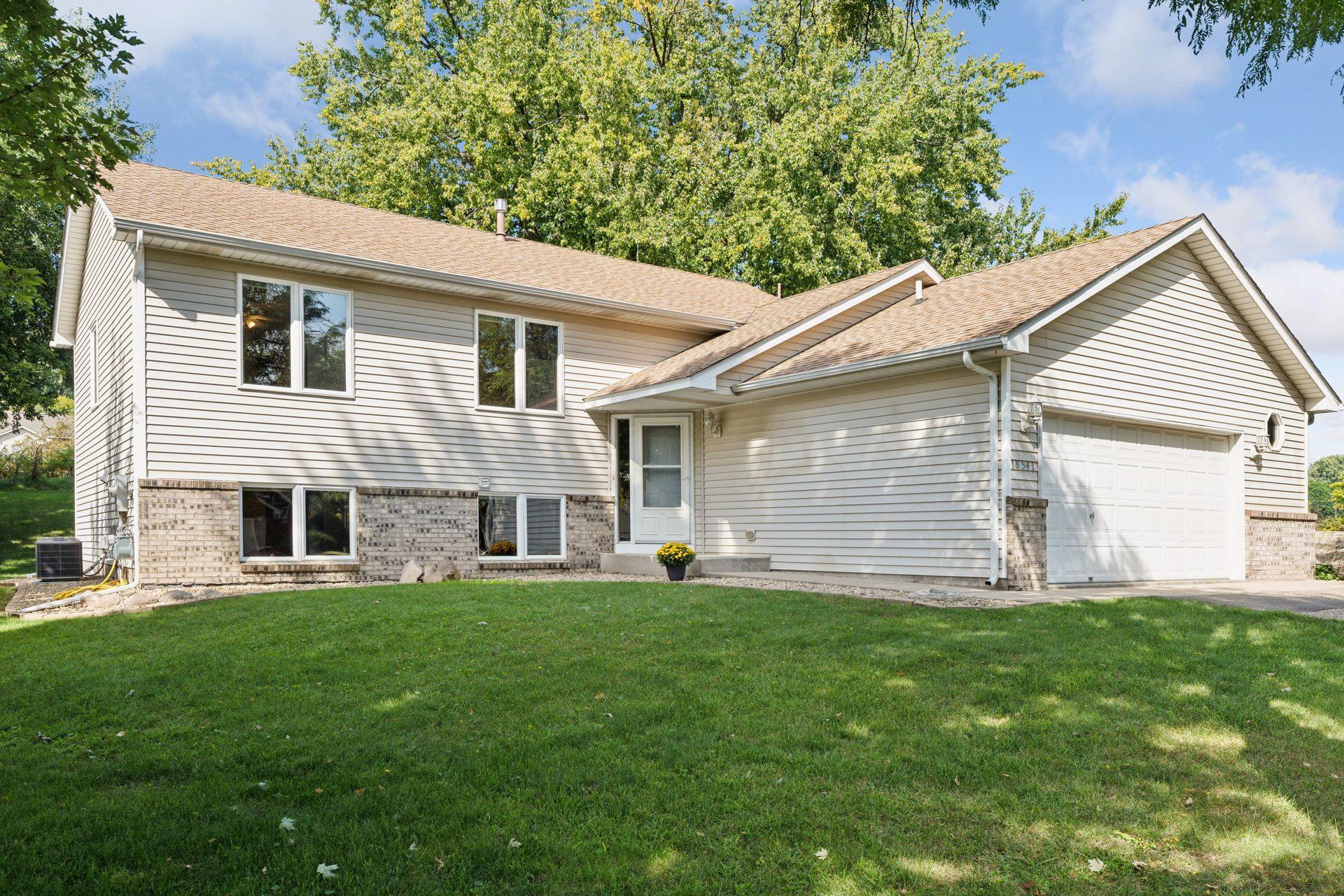 English Ave, Farmington, MN 55024