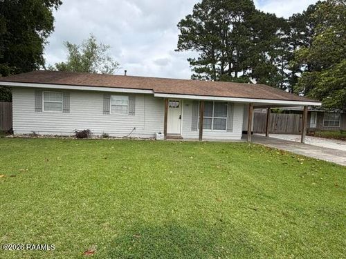 141 Valcourt St, Abbeville, LA, 70510-2228 | Card Image