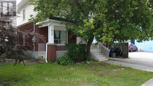 416 First Ave W, North Bay, ON, P1B3C4 | Card Image