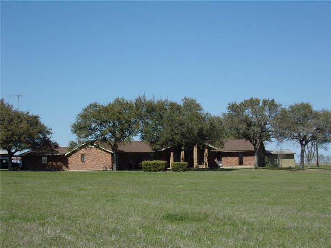 1931 Bruno Rd, Home with 4 bedrooms, 3 bathrooms and null parking in Schulenburg TX | Image 22