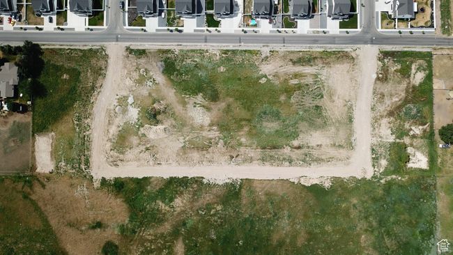 Aerial view of property's location featuring nearby suburban area | Image 9