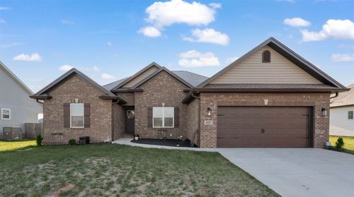 407 Cedar Run St, Bowling Green, KY, 42101-7437 | Card Image