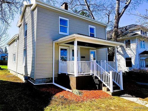 73 W Main St, Le Roy, NY, 14482-1315 | Card Image