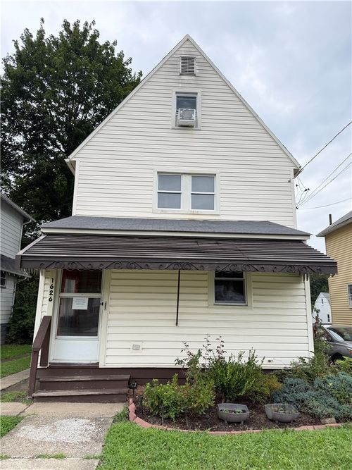 1-1626 Davidson St, Aliquippa, PA, 15001-3045 | Card Image
