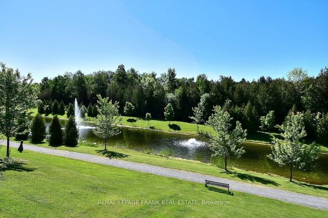 7 Village Cres, Condo with 3 bedrooms, 3 bathrooms and 1 parking in Peterborough ON | Image 35
