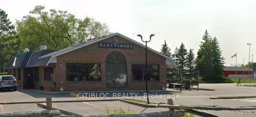 212 Queen St S, Bolton, ON, L7E4T7 | Card Image