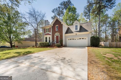 220 Chadwick Cir, Macon, GA, 31210-8835 | Card Image