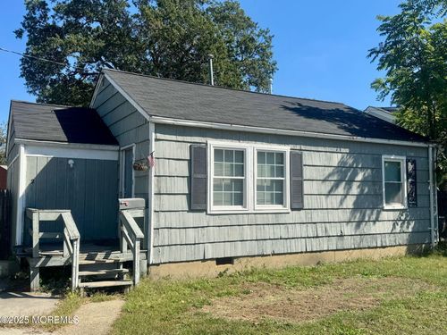 2 Saint Peters Pl, Keansburg, NJ, 07734-1129 | Card Image