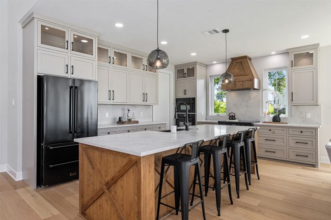 Eat-in Kitchen, blown glass pendant lighting | Image 8