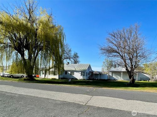 120 E Lewis St, Coulee City, WA, 99115-5118 | Card Image