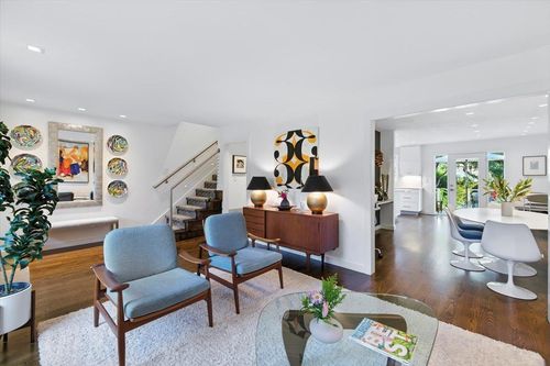 418 E Carolina St, TALLAHASSEE, FL, 32301-1240 | Card Image