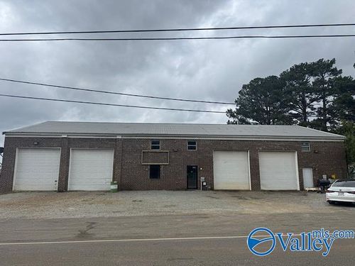 14345 Bledsoe Rd, Athens, AL, 35613-7722 | Card Image