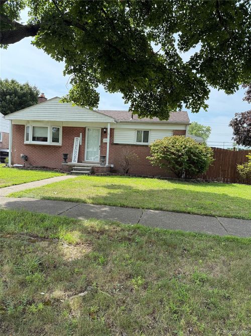 30641 Hiveley St, Westland, MI, 48186-5005 | Card Image