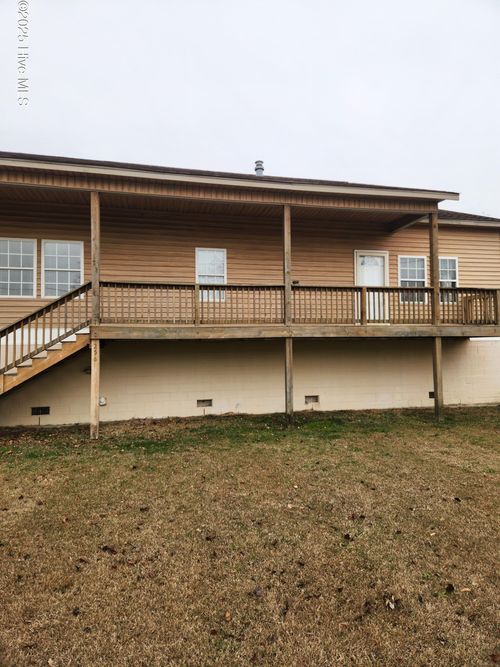 256 Forte Shores Dr, Chocowinity, NC, 27817-8918 | Card Image