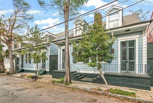 2621 Chartres St, New Orleans, LA, 70117-7311 | Card Image