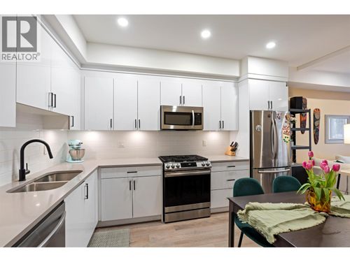 213-37808 Third Ave, Squamish, BC, V8B1B9 | Card Image