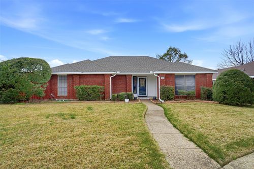 1022 Fairview Ct, Mesquite, TX, 75181-2320 | Card Image