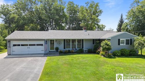 10482 Bay Shore Dr, Dunkirk, NY, 14048-9630 | Card Image
