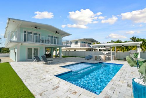 204 La Paloma Rd, Key Largo, FL, 33037-4639 | Card Image