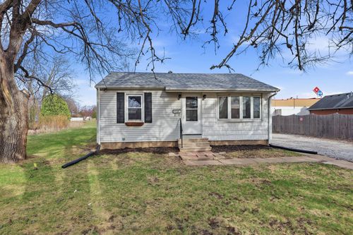 4120 4th St, East Moline, IL, 61244-3413 | Card Image