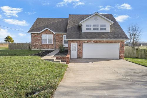 9424 Erika Ln, New Bloomfield, MO, 65063-1942 | Card Image