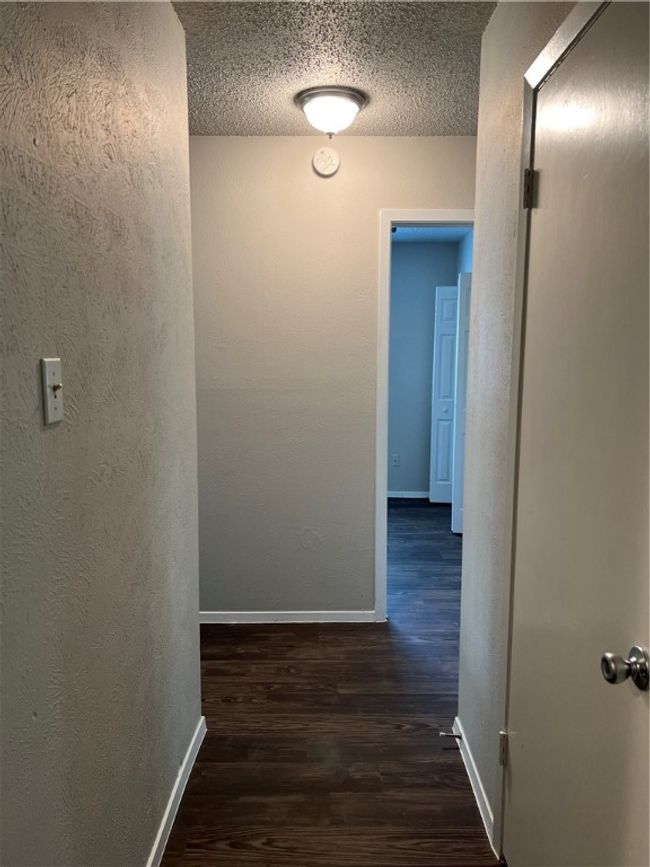 7318 Lunar Dr, House other with 3 bedrooms, 2 bathrooms and 2 parking in Austin TX | Image 9