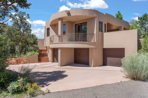 1411 Tesuque Creek Rd, Santa Fe, NM, 87501-6333 | Card Image